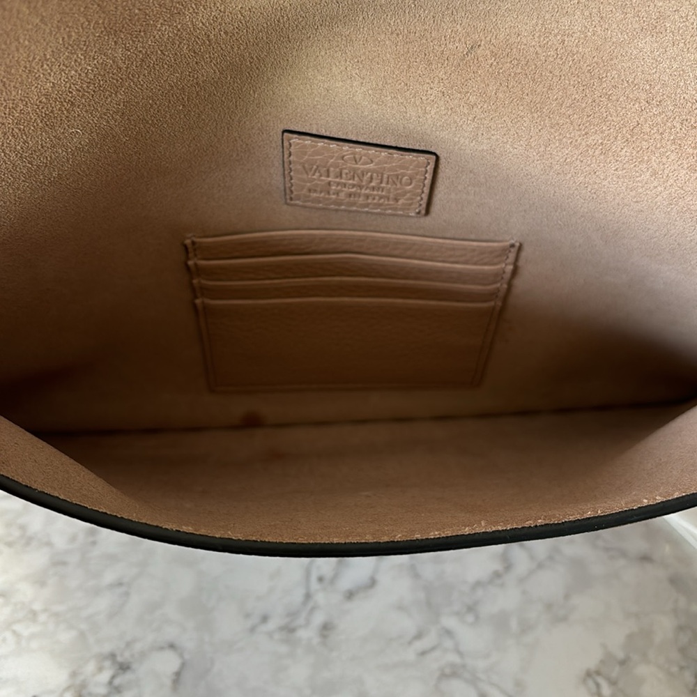 Valentino Garavani Clutch - Picture 3 of 5